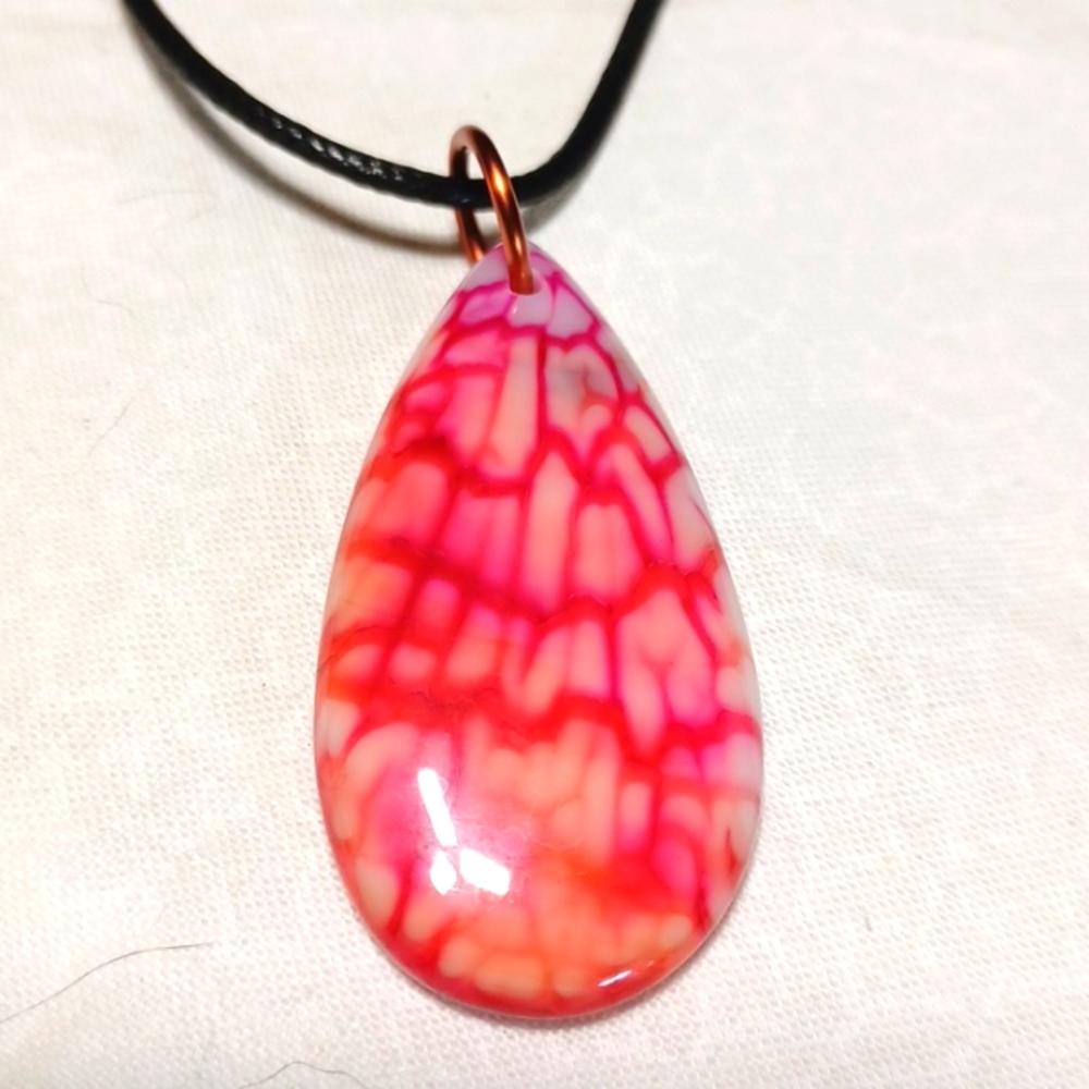 Dragons veins agate pendant necklace handmade pink white cream copper gemstone